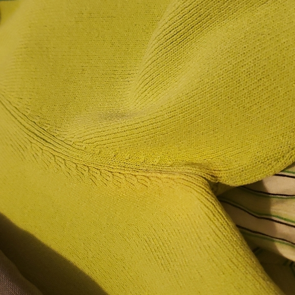 Lime green Viscose sweater 3 quarter length arms - Picture 5 of 5